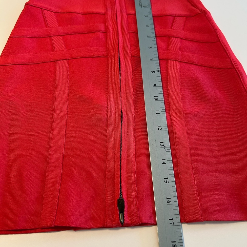 HERVÉ LÉGER Poppy Bandage Mini Pencil Skirt, Heavy Stretchy fabric, Sz Med - Picture 13 of 14